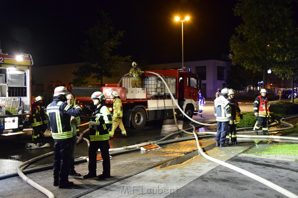 Grossbrand Halle Troisdorf Kriegsdorf Junkersring P764.JPG - Miklos Laubert